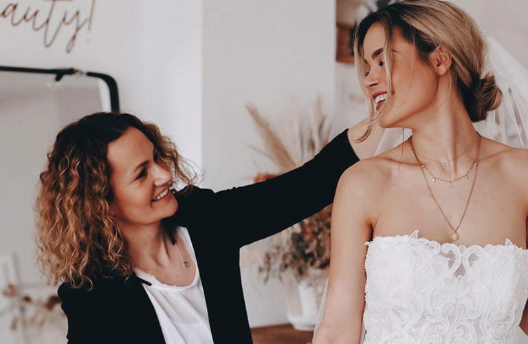 herzlichKleid Anprobe